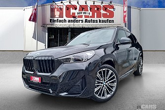 BMW, X1 sDrive18i Sport, Saphirschwarz met., Geländewagen/SUV, Mech.-Aut. 7-Gang, 136 PS