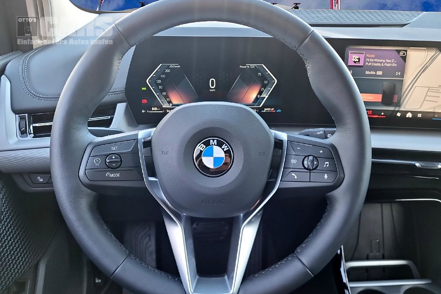 BMW - 220i Active Tourer