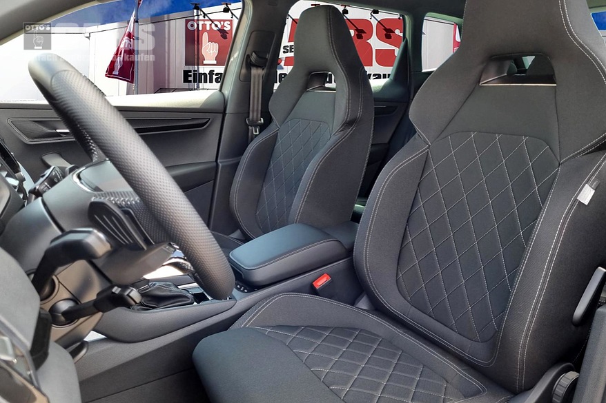 SKODA - Karoq 1.5 TSI SportLine DSG