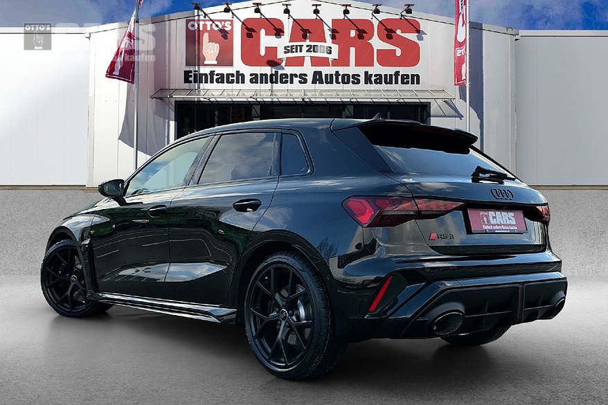 AUDI - RS3 Sportback 2.5 TFSI quattro S-Tronic