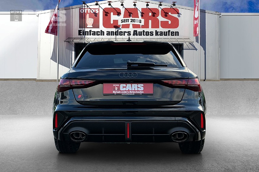 AUDI - RS3 Sportback 2.5 TFSI quattro S-Tronic